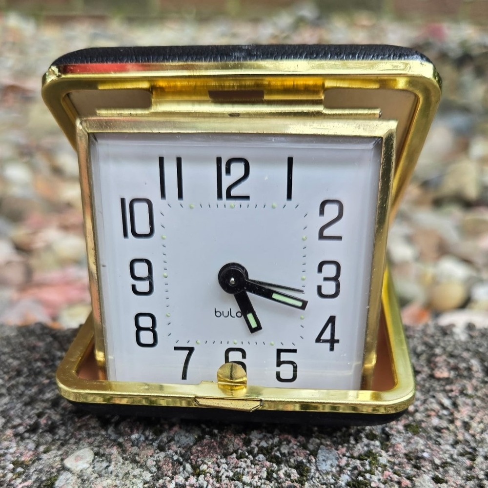 Vintage Bulova Travel Alarm Clock‎ Black Leatherette Gold Tone Case Korea